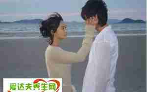 男人分手后还和你联系